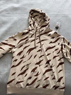 Cream Hoodie with Brown Abstract Brushstroke Print M size 68% Cotton